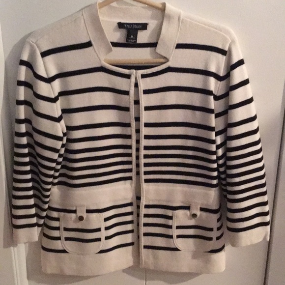 Sweater - Picture 4 of 4